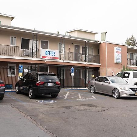 Stay Inn Suite Stockton Zewnętrze zdjęcie
