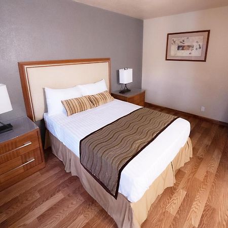 Stay Inn Suite Stockton Zewnętrze zdjęcie